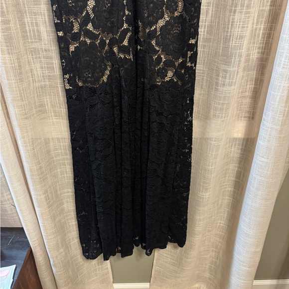 Ever Pretty Black Lace Maxi Dress - Picture 5 of 6